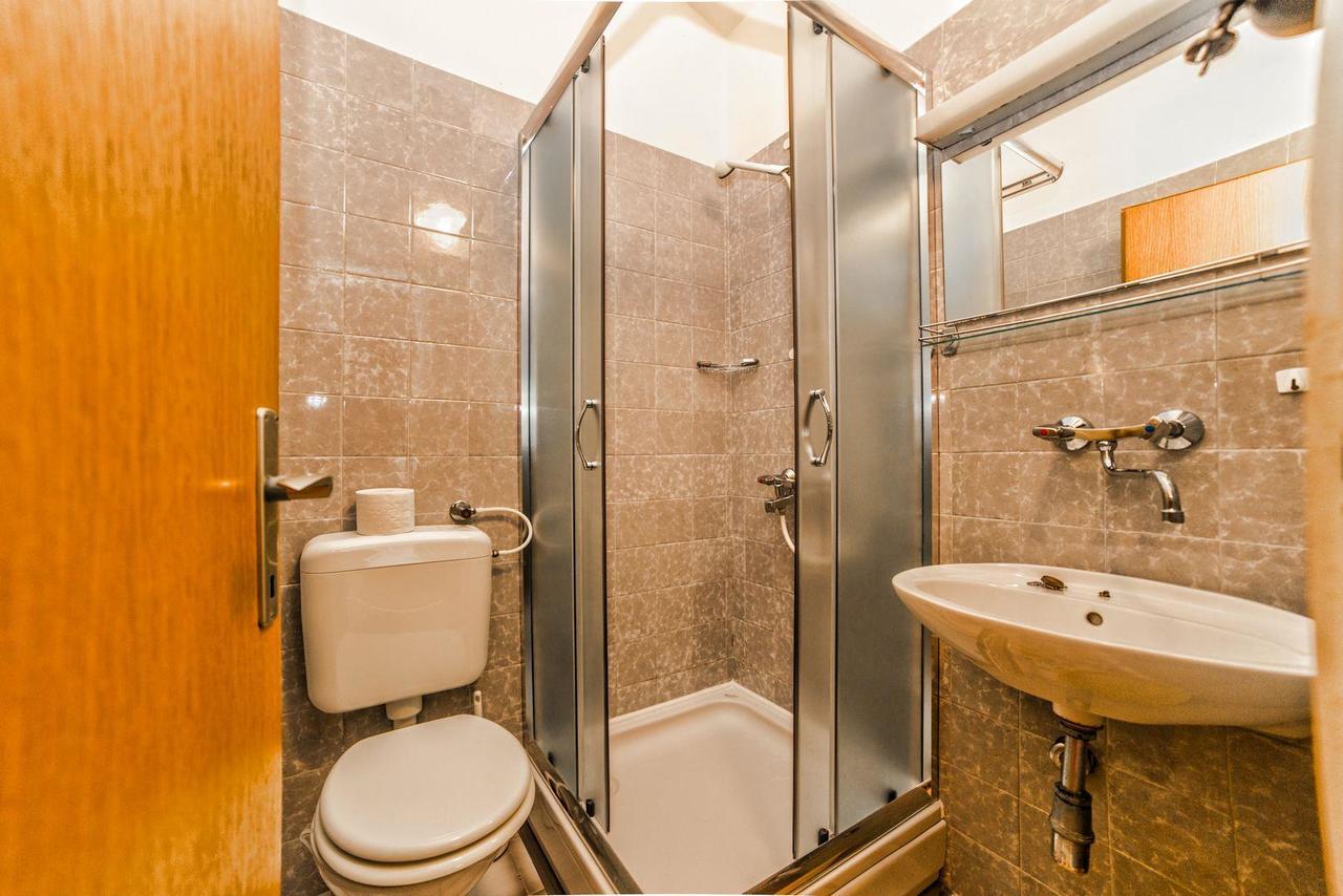 Apartments And Rooms Ana Pomer 217 Zewnętrze zdjęcie