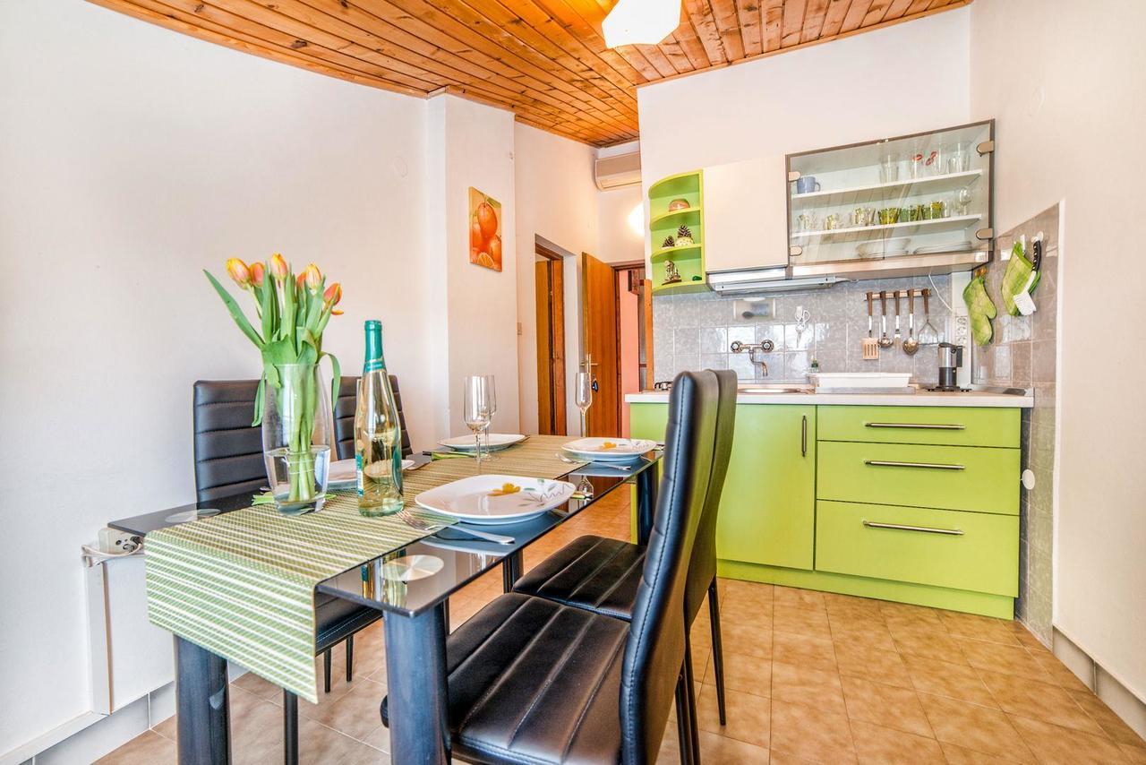 Apartments And Rooms Ana Pomer 217 Zewnętrze zdjęcie