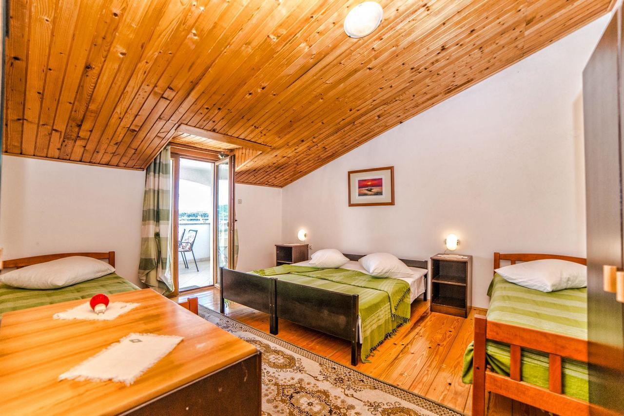 Apartments And Rooms Ana Pomer 217 Zewnętrze zdjęcie