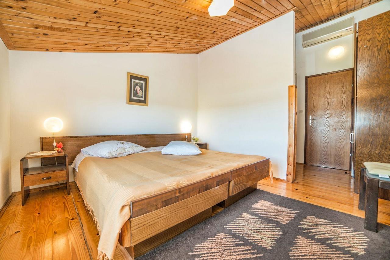 Apartments And Rooms Ana Pomer 217 Zewnętrze zdjęcie