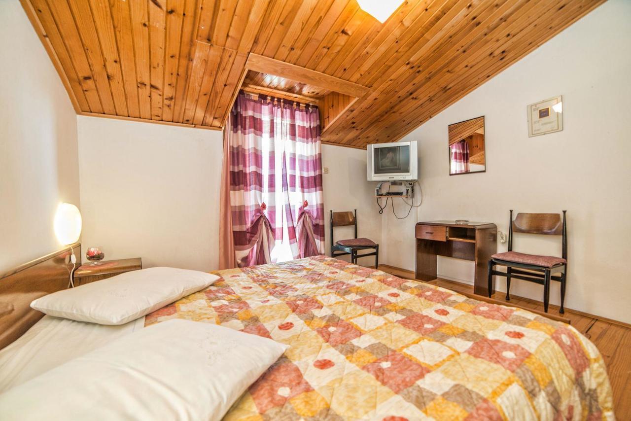 Apartments And Rooms Ana Pomer 217 Zewnętrze zdjęcie